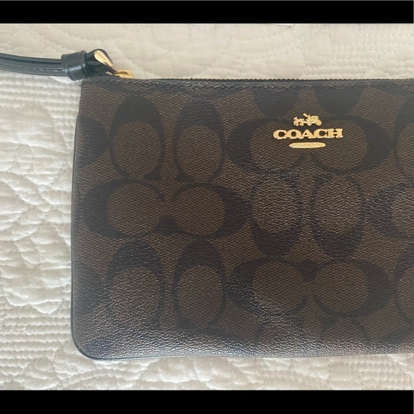 Coach Wristlet - Picture 2 of 5